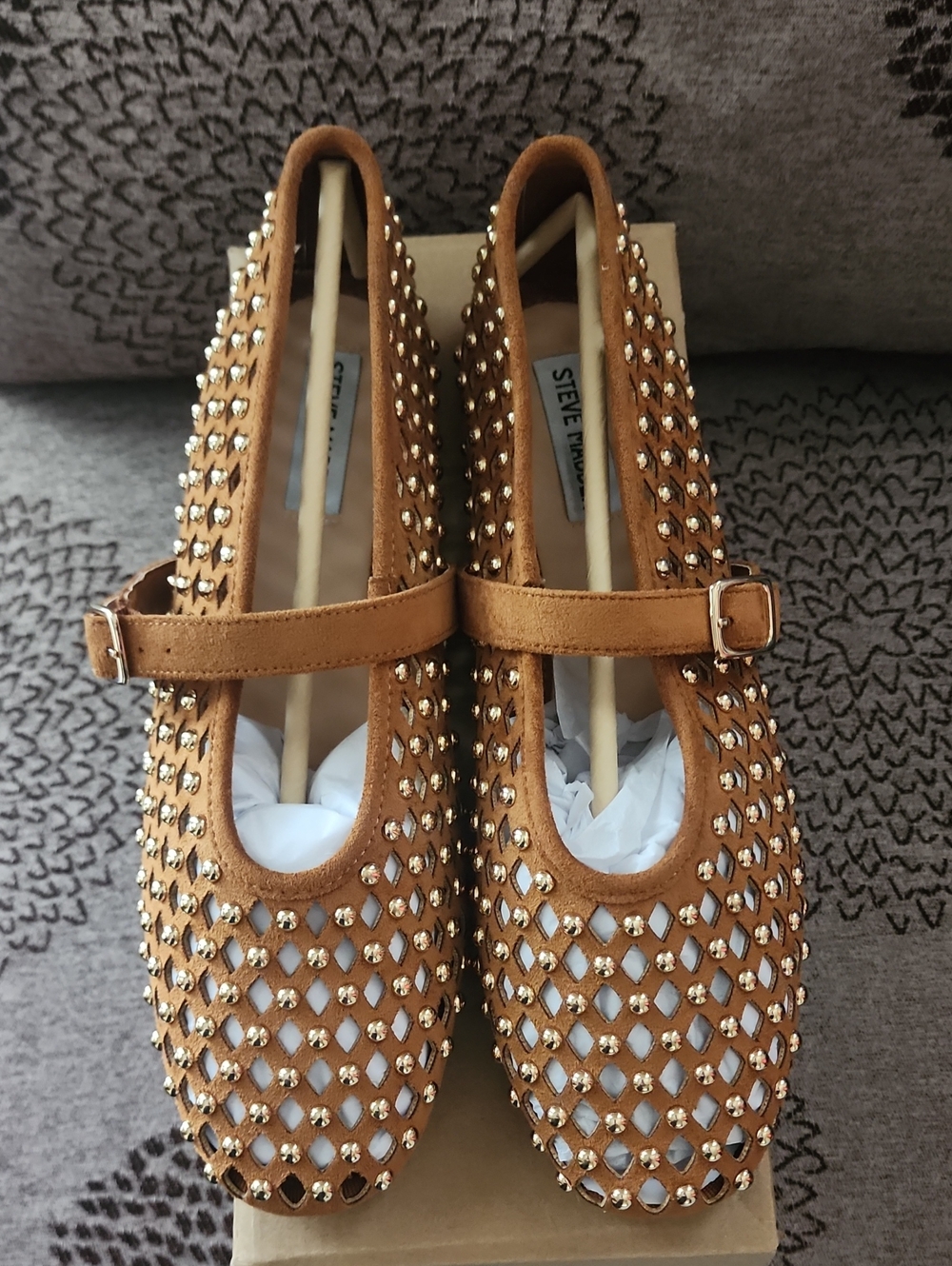 New Steve Madden Dreaming Studded Mary Jane Flats, NIB, Sz. 10